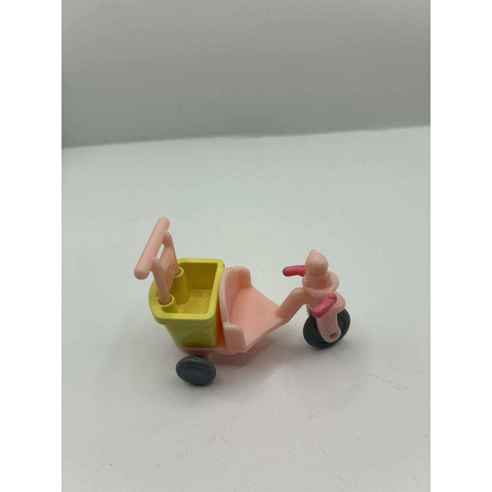 Calico Critters Sylvanian Families - Cycle Tricycle Cart With Baby Squirrel - Picture 3 of 6